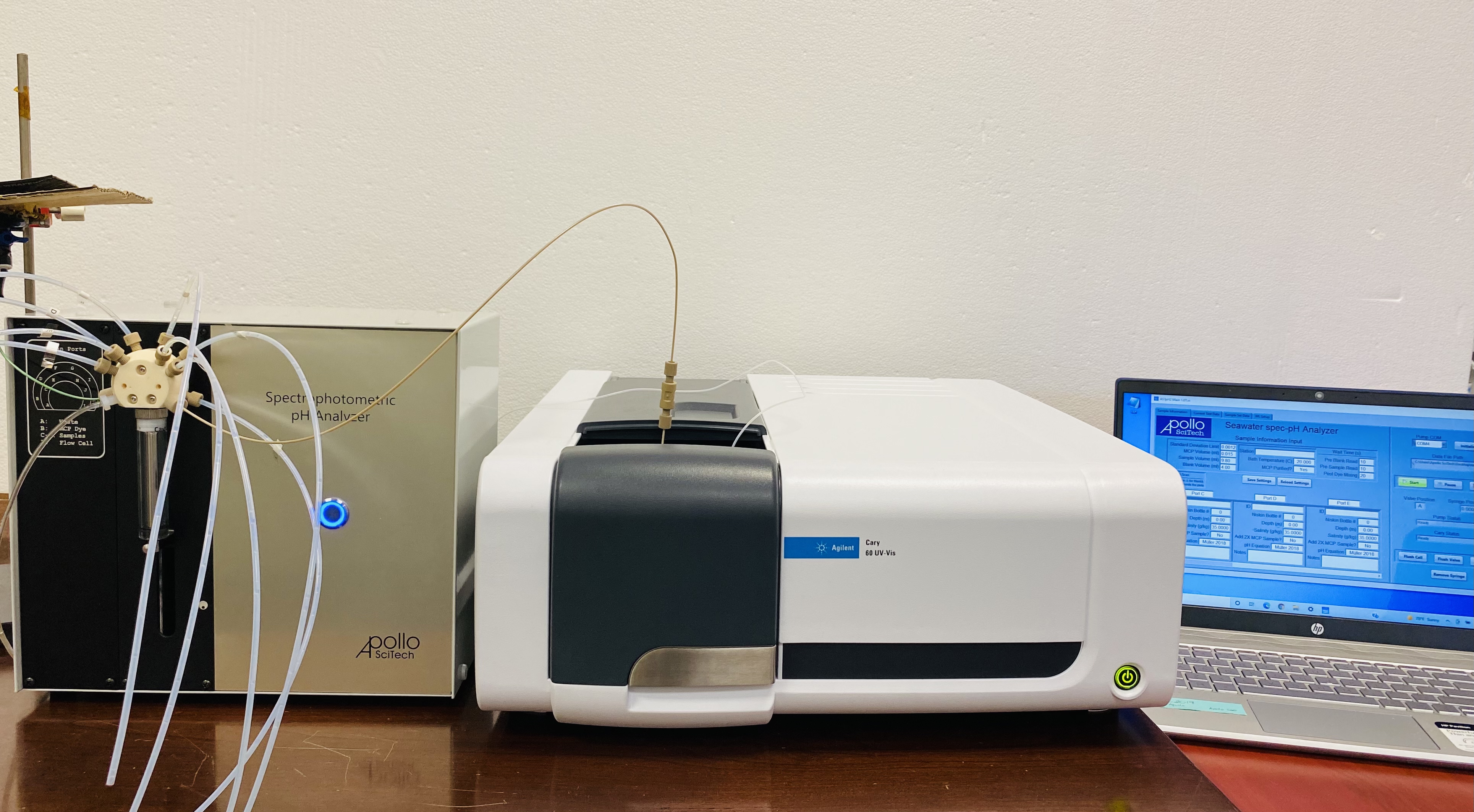 Spectrophotometric Seawater pH Analyzer measuring samples in a lab